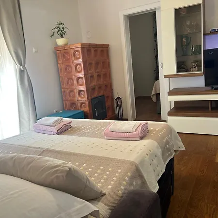 One Bedroom Apartment With Terrace Near Sea - Angela'S Apartments Zadar Exterior foto
