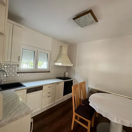 One Bedroom Apartment With Terrace Near Sea - Angela'S Apartments Zadar Exterior foto