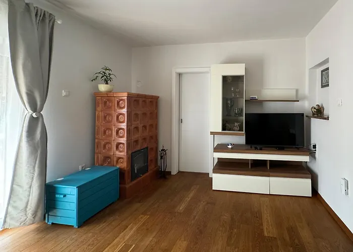 One Bedroom Apartment With Terrace Near Sea - Angela\'S Apartments